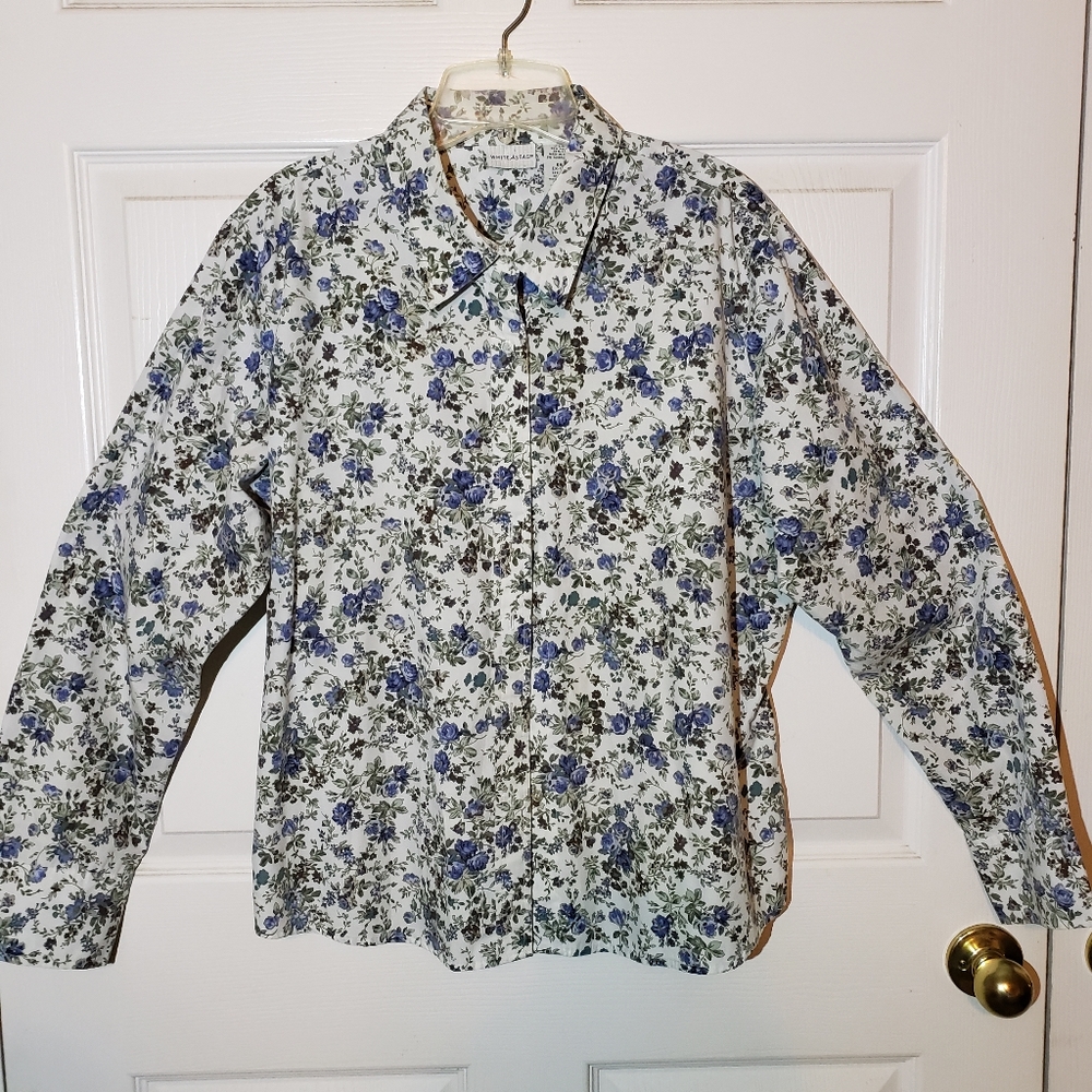 🌷White Stag Shirt size XL
